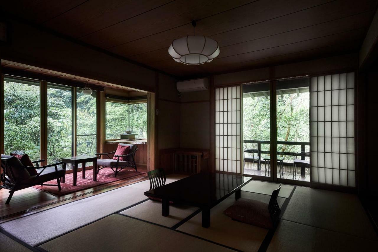 Kurokawa Onsen Oku No Yu Hotel Minamioguni Exterior foto
