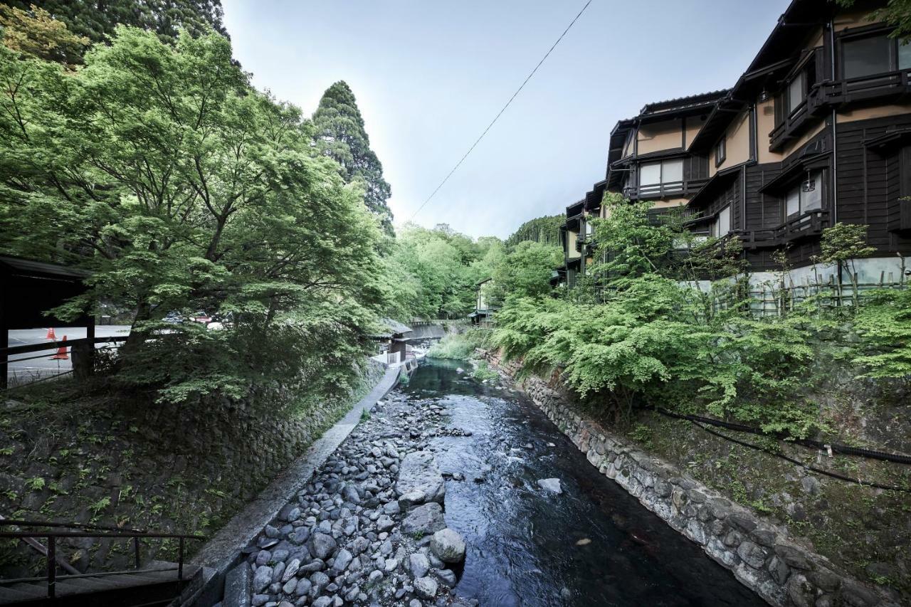 Kurokawa Onsen Oku No Yu Hotel Minamioguni Exterior foto