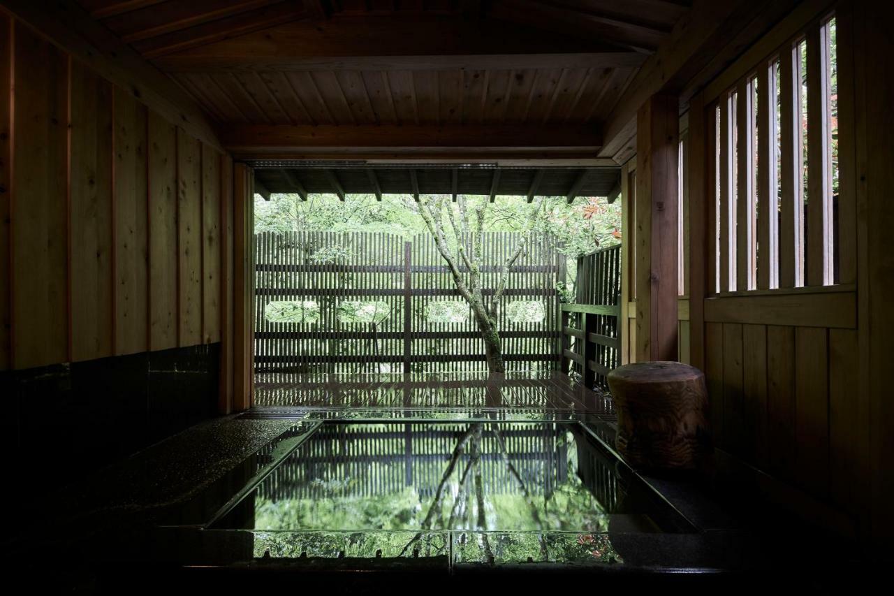 Kurokawa Onsen Oku No Yu Hotel Minamioguni Exterior foto