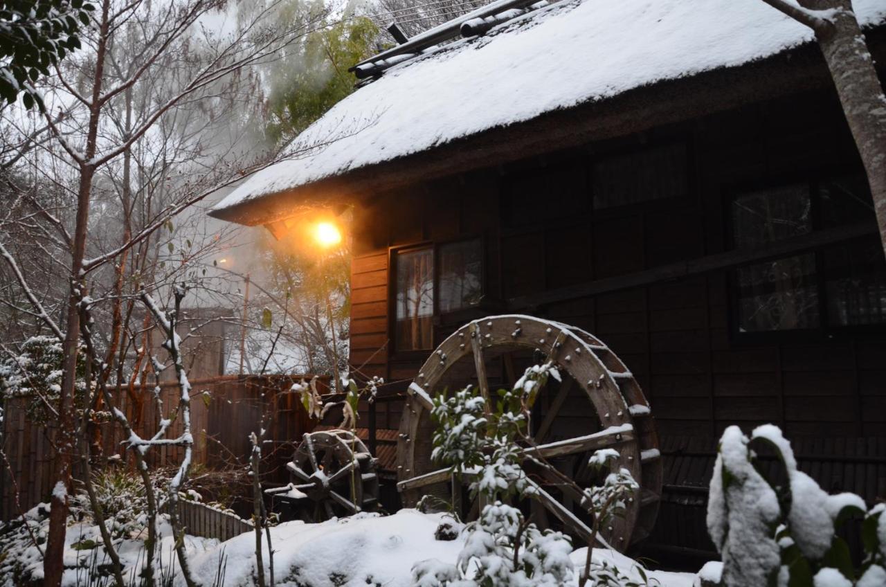 Kurokawa Onsen Oku No Yu Hotel Minamioguni Exterior foto